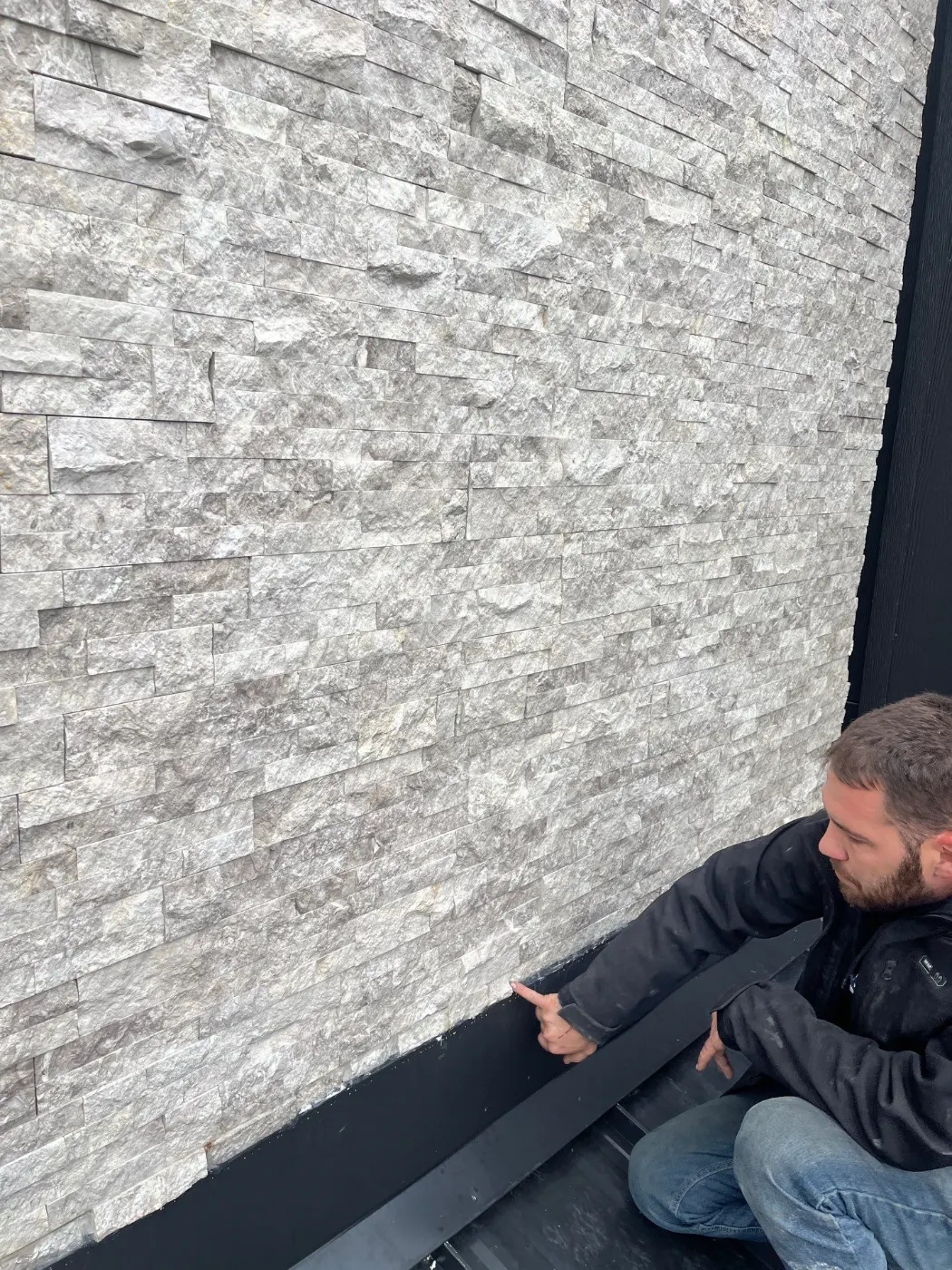 Trim and flashing detail on a New Palestine siding job
